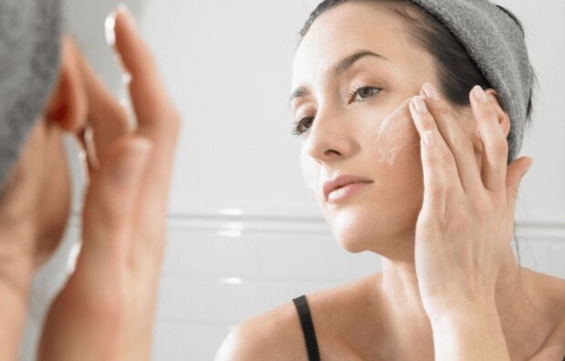 Уход за лицом: дополнительные средства, от которых кожа будет выглядеть лучше