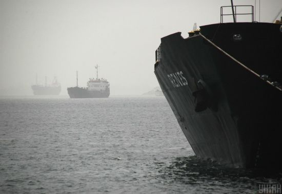 Блокада морских портов ограничила доставку самых ценных экспортных товаров из Украины – The New York Times