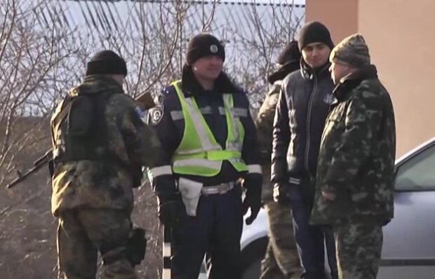 Представитель ТЦК рассказал, как мужчины просят выписать им повестку: 