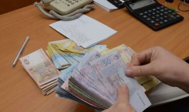 В Украине выросли зарплаты: куда податься, чтобы зарабатывать больше всего