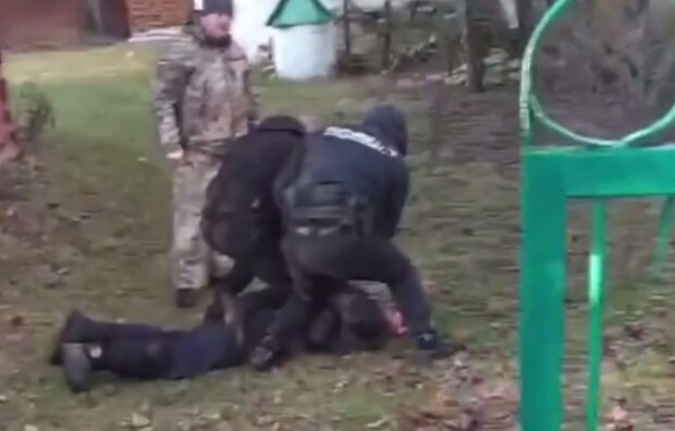 Отца защитника Украины, который в зоне боевых действий, силой увезли в ТЦК: 