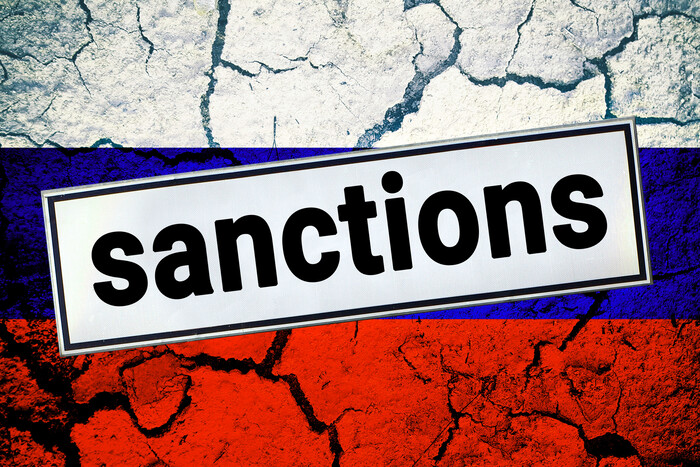 Санкції та атаки безпілотників завдали серйозного удару по РФ