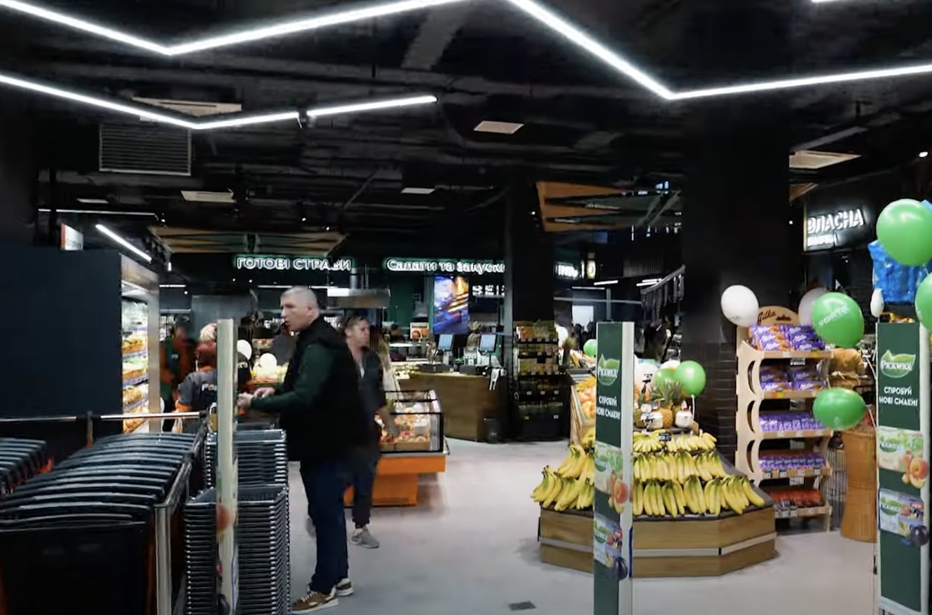 Дефіцит продуктів у Запоріжжі: які полиці у супермаркетах ризикують стати пустими