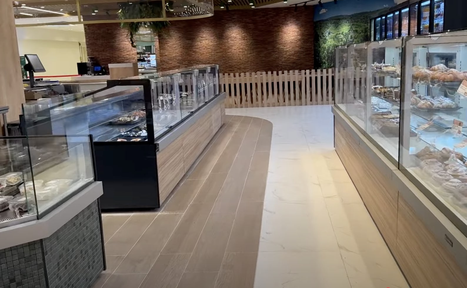 Дефіцит продуктів у Дніпропетровській області: базовий товар почав зникати, що буде далі