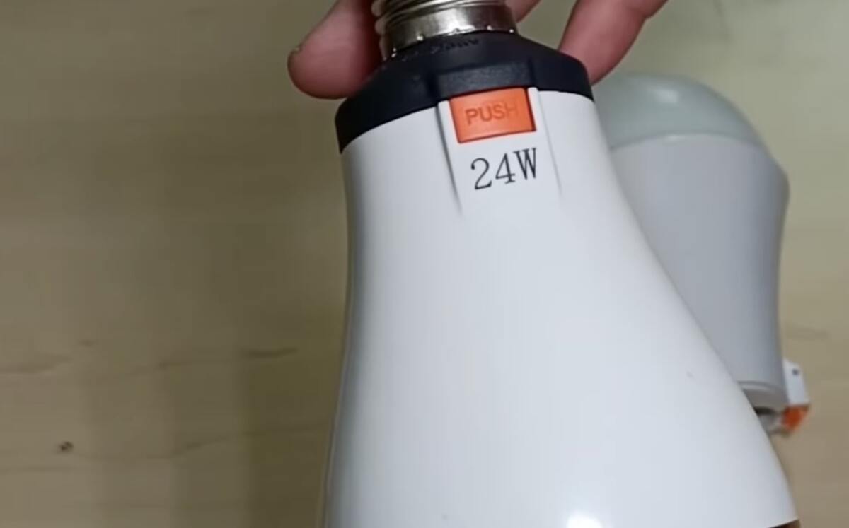 Графік відключення світла в Запоріжжі на тиждень з 17 по 23 листопада: багатогодинні перебої чекають жителів