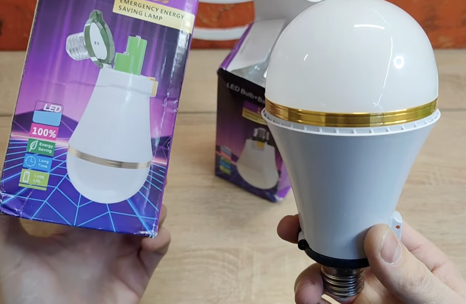 Графік відключення світла в Дніпропетровській області на 25 листопада: де саме багато годин поспіль не буде електрики